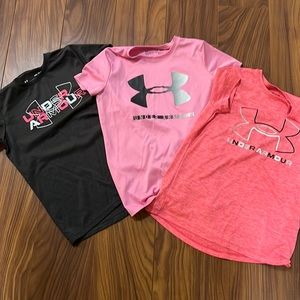 3 tshirts UA